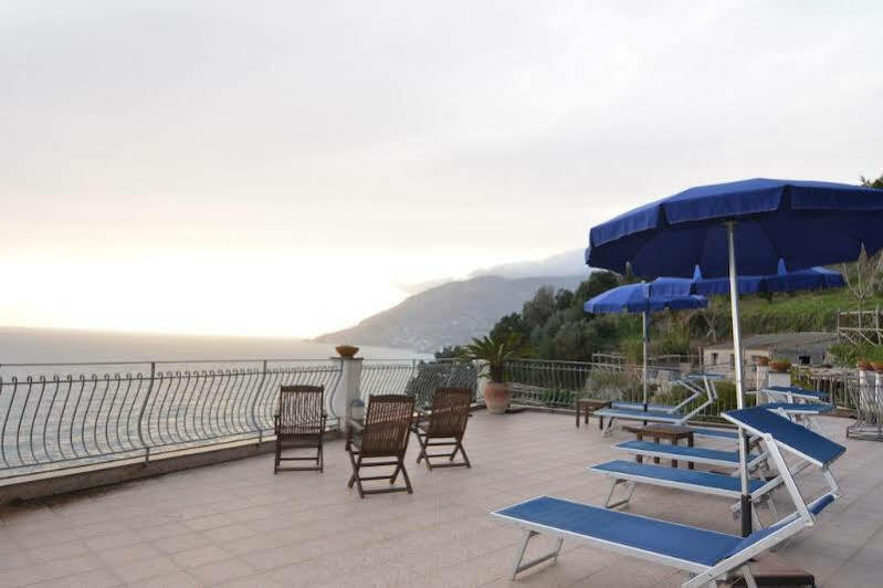 Hotel Villa Pandora Maiori Kültér fotó